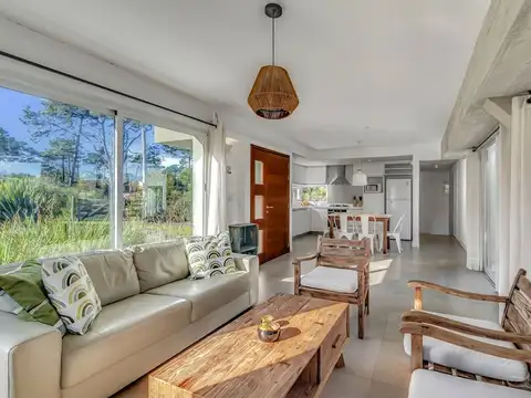 Depto Tipo Casa en Venta de 4 ambientes