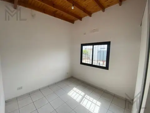 Departamento en Alquiler en Sarmiento, $ 520.000
