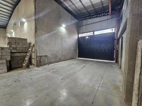 Galpon en Alquiler en Villa Sarmiento, USD 10.000