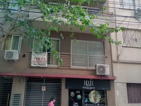 Pringles 200, Piso PB