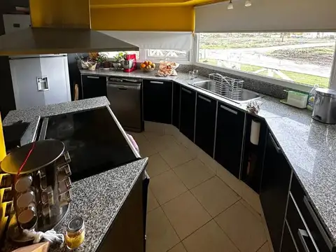 Casa en Venta en Dina Huapi, USD 237.000