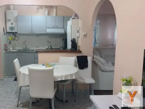 PH en venta - 3 dormitorios 2 baños 1 Cochera - 162Mts2 - La Plata