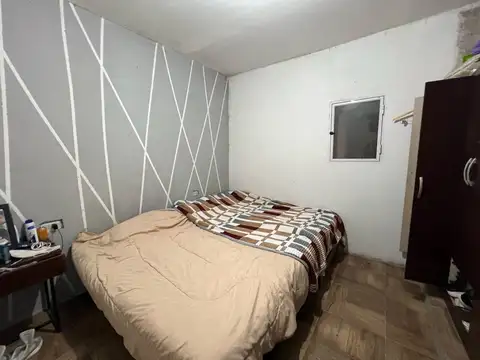 Casa 7 ambientes con 2 baños