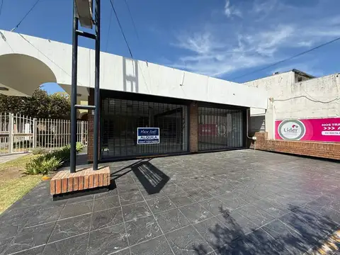 Local en alquiler  Av. Recta Martinolli