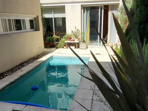Depto Tipo Casa en Venta de 5 ambientes