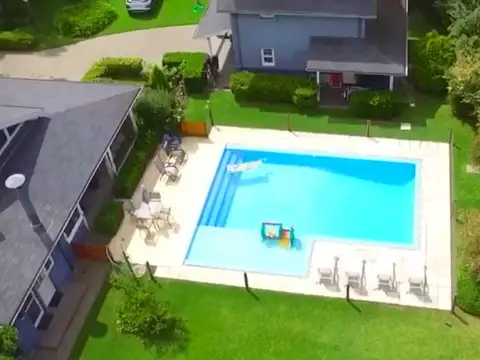 Casa 9 ambientes en venta en El  Paraiso Guernica