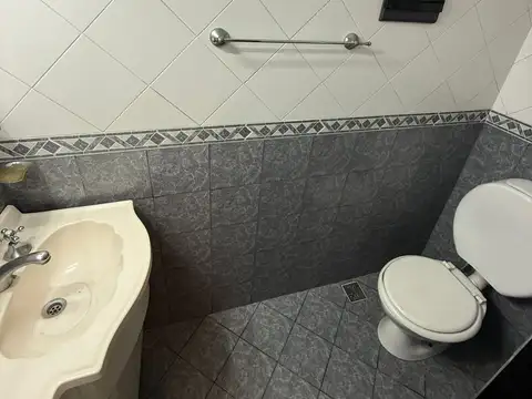Depto Tipo Casa 4 ambientes con 1 baño