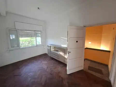 Depto Tipo Casa en Alquiler de 2 dormitorios
