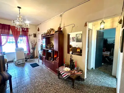 Casa en Alquiler con 1 cochera