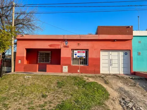 ALQUILER CASA 2 DORM + DEPTO GRUNBEIN