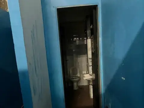 LOCAL 70m2 con sotano 27,5m2 APTO TODO DESTINO