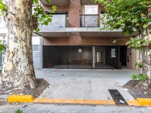 VENTA -  LOFT CON PATIO - BARRIO ECHESORTU
