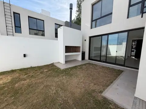 Dúplex premium a la venta Campo Chico