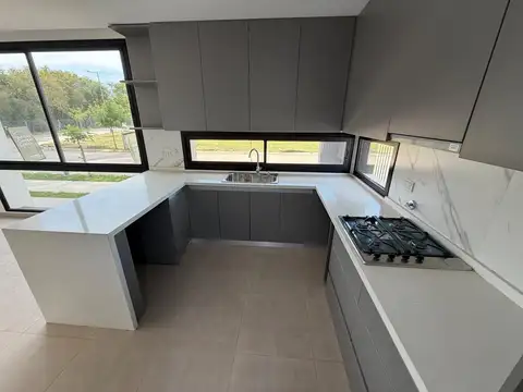 Casa en Venta en Campo Chico Urbanizacion Residencial, USD 270.000