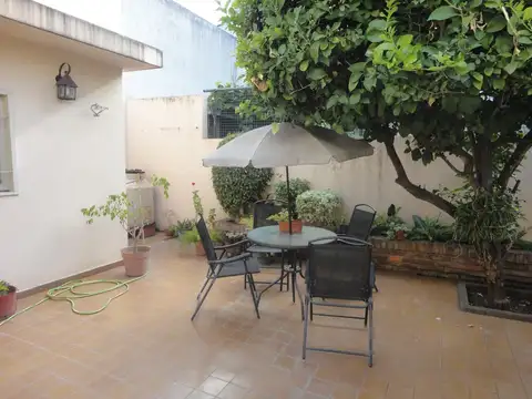 Depto Tipo Casa en Venta al Este