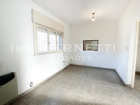 Condarco 4900, Piso 1