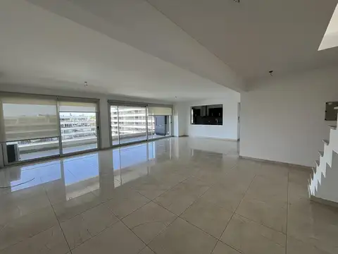 Departamento en Alquiler de 5 ambientes