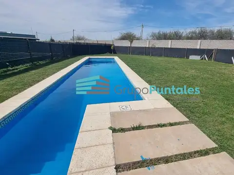 Casa 5 ambientes con 3 baños