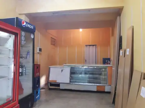 Local en Venta Via Pública