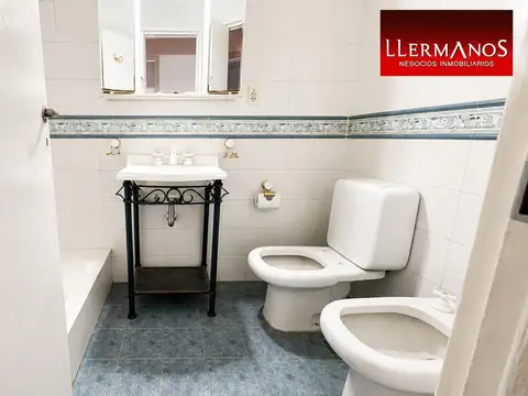 Depto Tipo Casa 5 ambientes con 3 baños