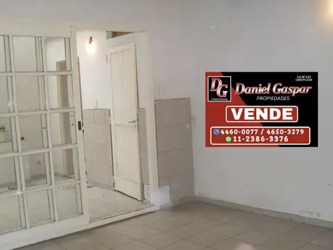 VENTA – ACOGEDOR DEPARTAMENTO TIPO PH 3 AMBIENTES – LANÚS ESTE