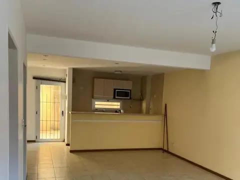 Departamento Alquiler 2 amb, Patio, Balcón, Coghlan