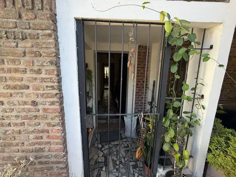 Casa 6 ambientes con 3 baños