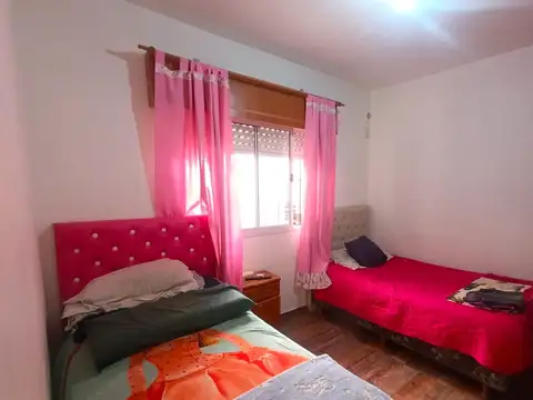 LOCAL EN VENTA Y 2 PH  EN MERLO