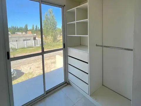 Depto Tipo Casa 3 ambientes con 2 baños