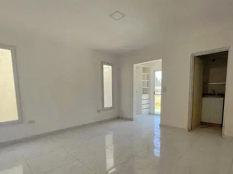 Depto Tipo Casa en Venta con 1 cocheras
