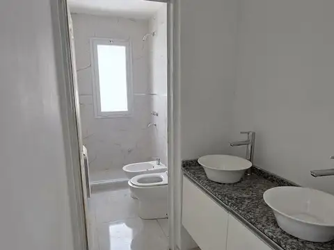 Depto Tipo Casa en Venta de 3 ambientes