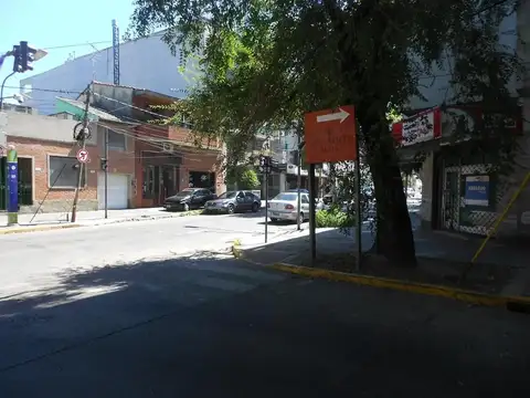 Local en Alquiler 40 años