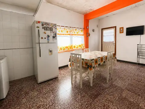 Depto Tipo Casa en Venta en Tiro Suizo, USD 52.000