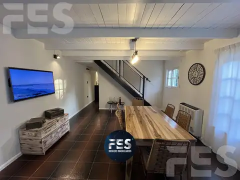 Alquiler temporal Casa en Valeria Del Mar Con Jardin y Pileta