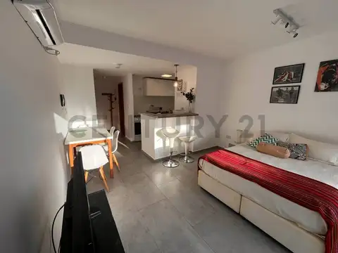 39 e/ 16 y 17 1000, Piso 0