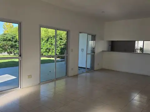 VENTA CASA 4AMB SAN EDUARDO, PILAR DEL ESTE