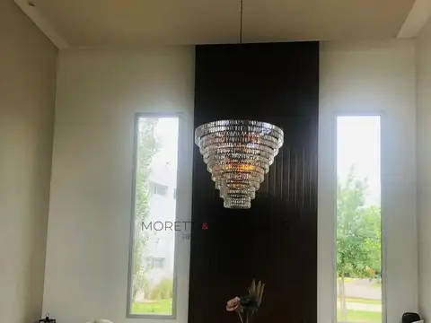 Casa en Alquiler de 5 dormitorios