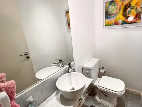 Depto Tipo Casa en Venta con 1 cocheras