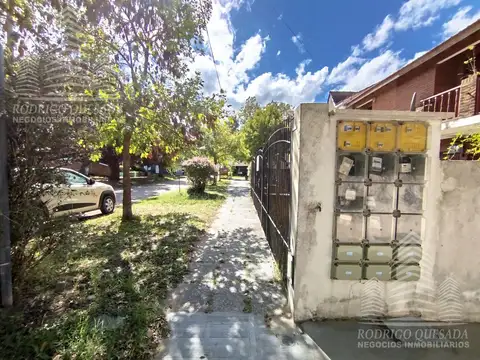 Depto Tipo Casa en Venta de 2 dormitorios