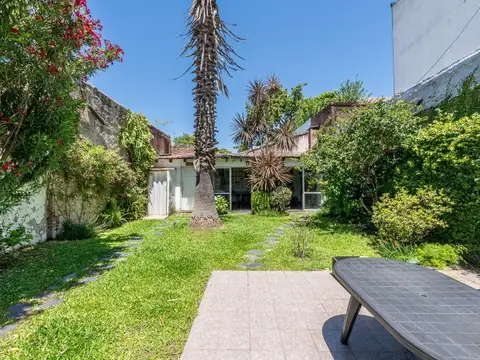 Depto Tipo Casa en Venta en Velez Sarsfield, USD 240.000