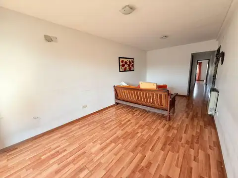 DEPARTAMENTO EN VENTA DOS DORMITORIOS CON COCHERA ECHESORTU