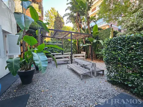 Casa en Palermo Chico con jardín, terraza y cocheras!