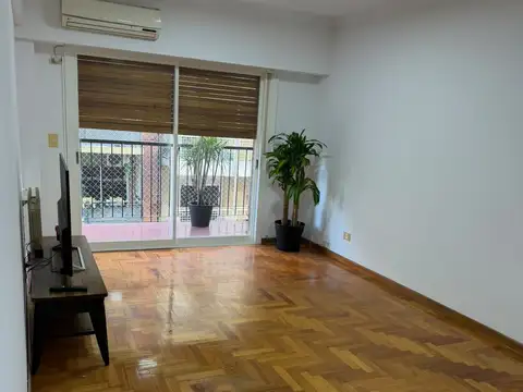 EXCELENTE 2 AMBIENTES 62 M2 TOTALES AL FRENTE BALCON ATERRAZADO