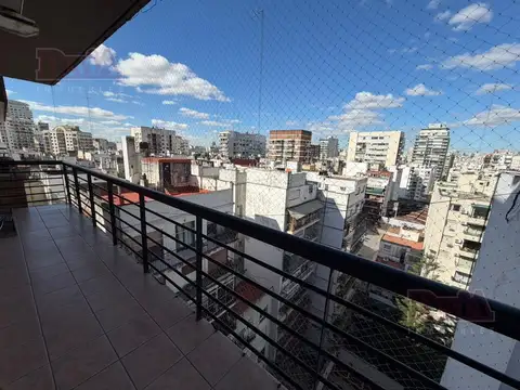 Avenida Coronel Díaz 2300