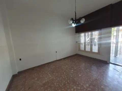 CASA  3 AMB PH PLANTA BAJA CON COCHERA SAN MARTIN