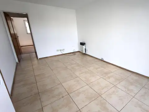 Departamento en Alquiler en Republica De La Sexta, $ 580.000