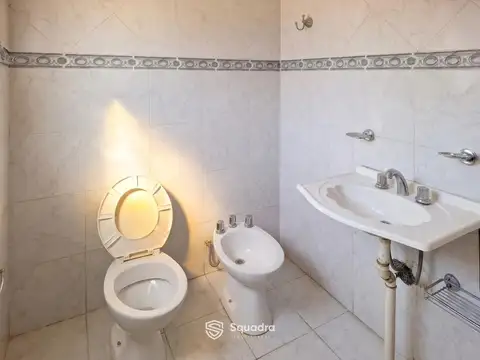 Depto Tipo Casa 3 ambientes con 2 baños