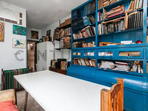 Lisandro De La Torre 1900, Piso 0