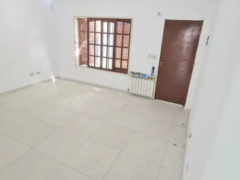 Depto Tipo Casa en Venta en Villa Devoto, USD 185.000