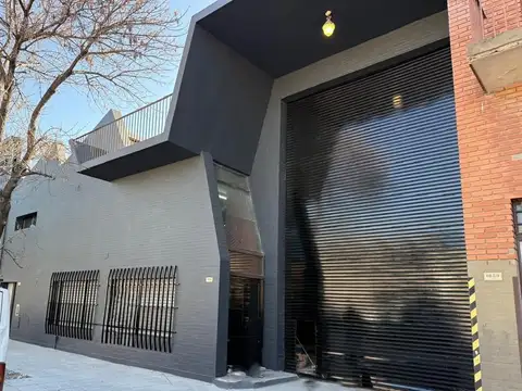 Galpón - Depósito  de  1120 m2  en  Nueva Pompeya en ALQUILER